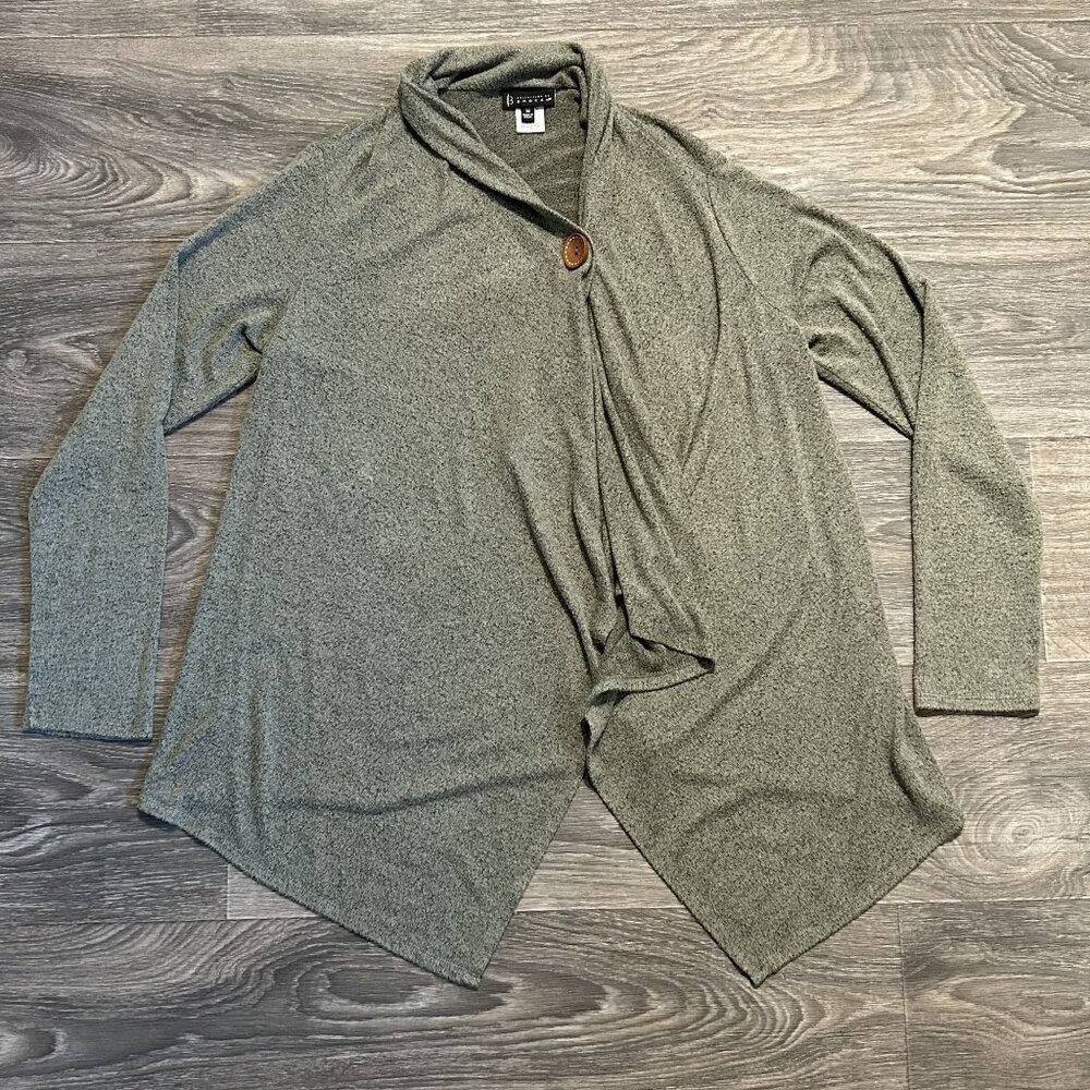 Bobeau Medium Open Front One Button Fleece Wrap Cardigan Green Uneven Hem Top - Picture 4 of 11